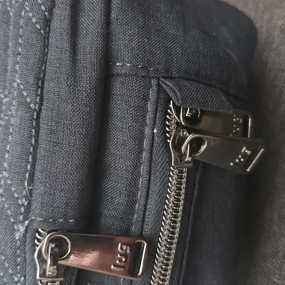 Lug Ranger Crossbody - Picture 3 of 15